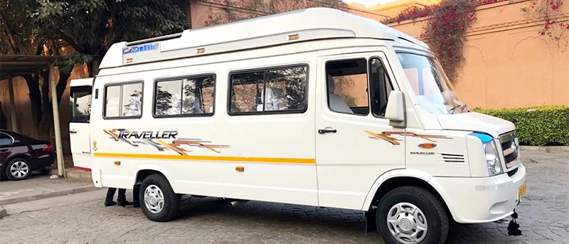 16 Seater Tempo